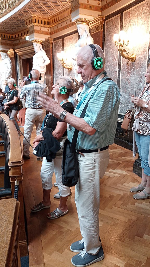 Plenarsaal_i.jpg